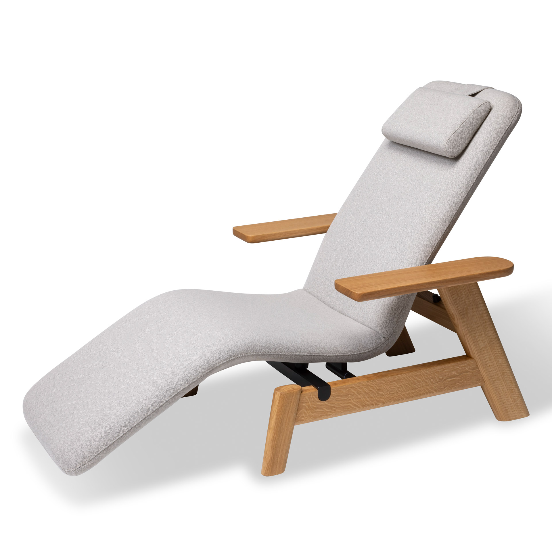 Wellnessliege SOMRA (unbeheizt) Eiche – Design by Sebastian Herkner