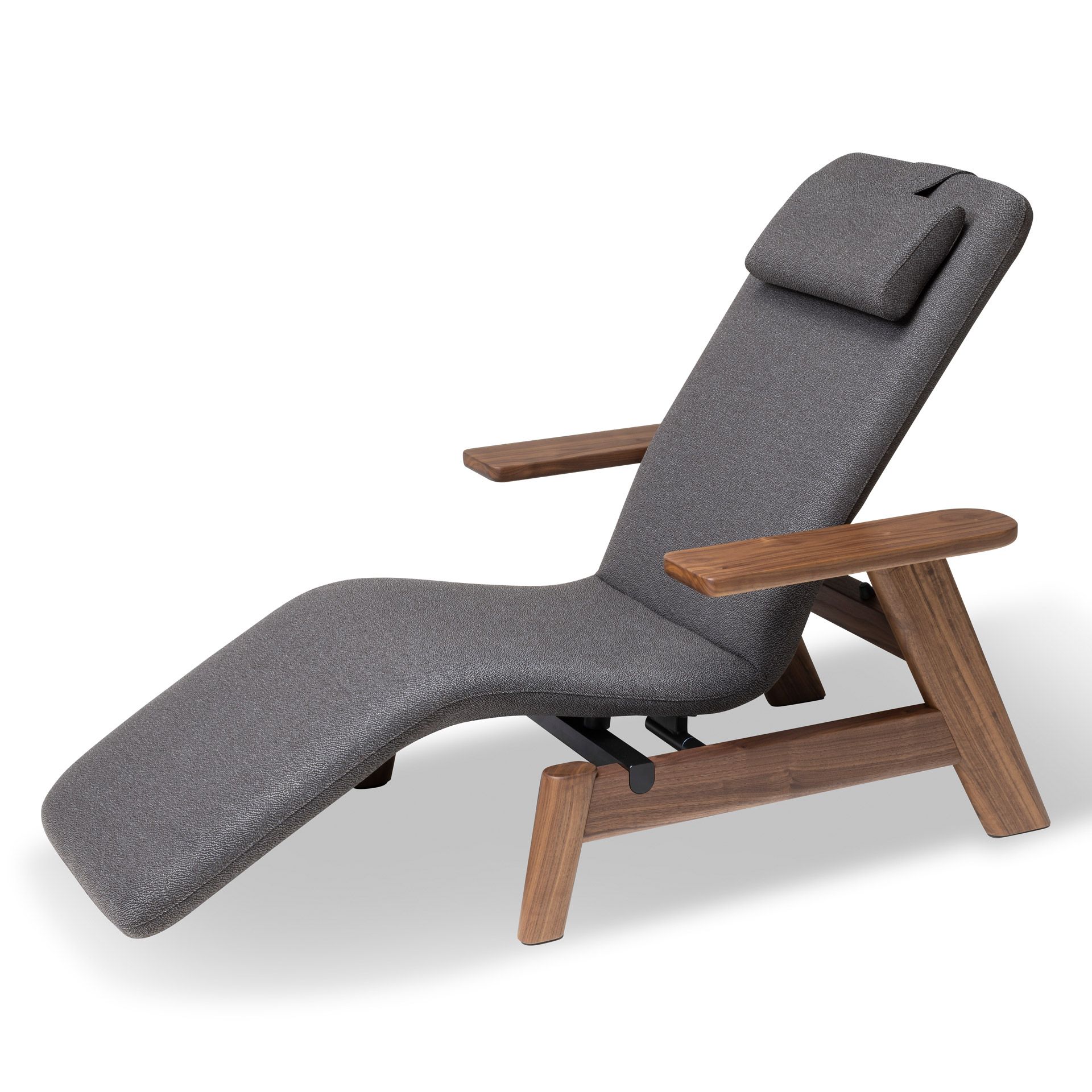 Wellnessliege SOMRA (unbeheizt) Nussbaum – Design by Sebastian Herkner